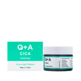 Καταπραϋντική μάσκα νυκτός Q+A Cica Overnight Mask 50g, το γυάλινο βαζάκι και η χάρτινη συσκευασία της.
