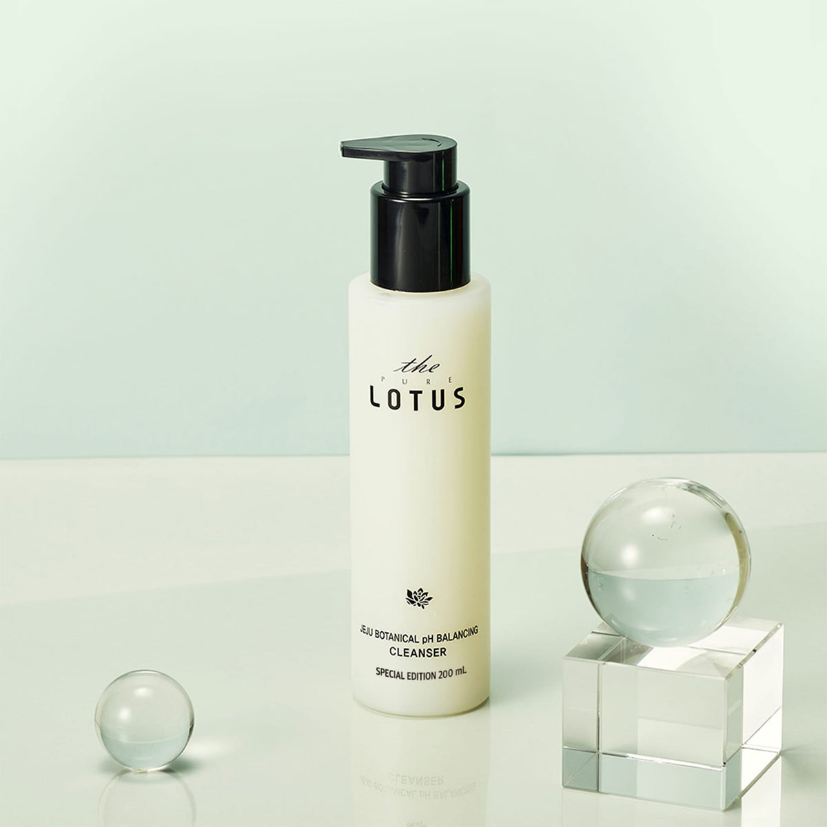 Καθαρισμός - Ντεμακιγίαζ Botanical pH Balancing Cleanser 200ml The Pure Lotus